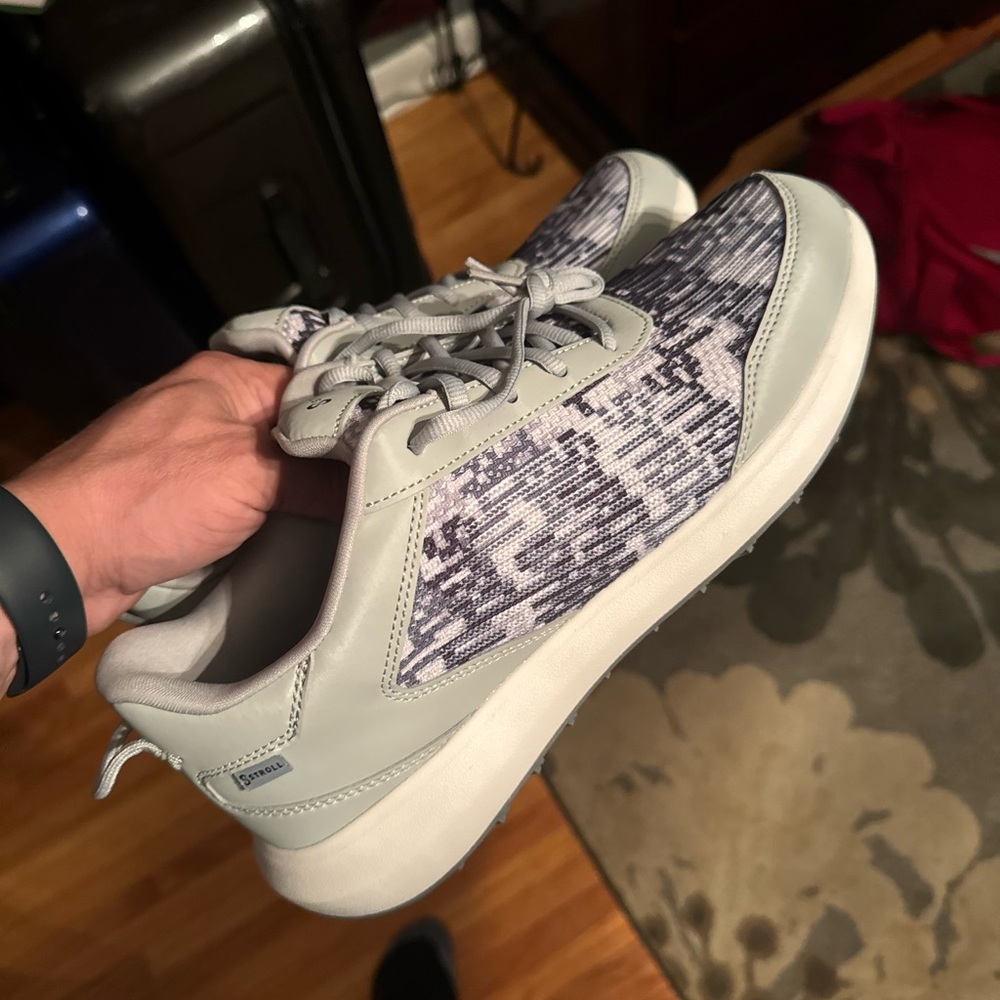 NWOT Stroll Men’s Performance Knit Camo- Gray/ White Golf Shoe
